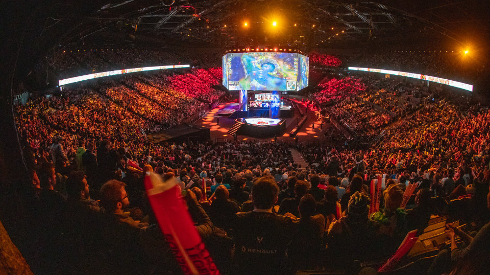 阿卡丽来了！ knight 阿卡丽在团战中无情地收割了 Bilibili Gaming 并击败了 EDward Gaming 赢得了三场连续的比赛 ON 第一天