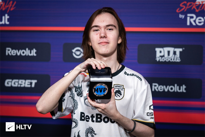 Burdol：春季赛感觉现在团队配合比之前进步很多，夏季赛更努力些