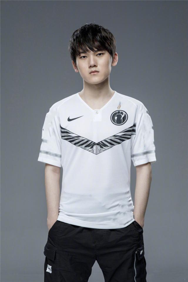 手机8载同行, 吃鸡有你 PUBG 34.2版本更新 八周年庆典开启