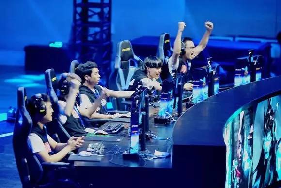 simple谈navi卡托失利原因：失误太多